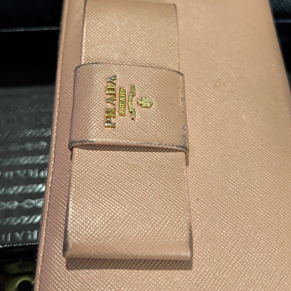 Authentic Prada long zip around bow wallet - Picture 10 of 15